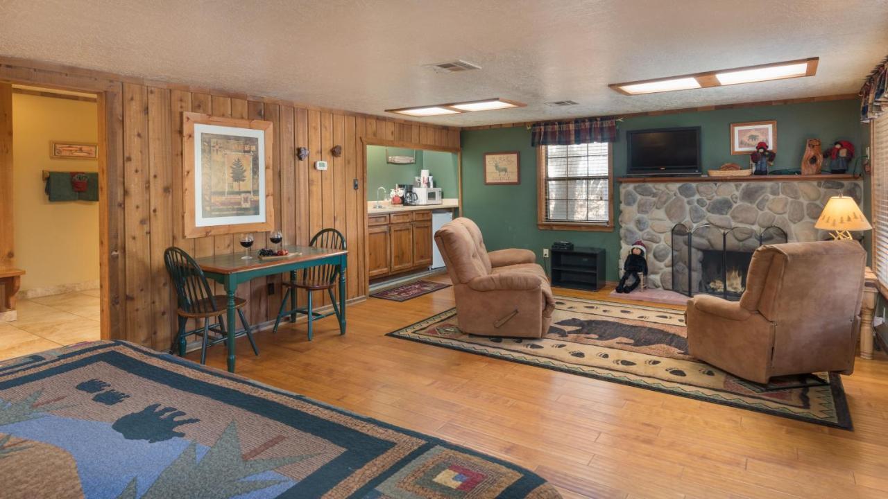 Whispering Pine Cabins Ruidoso Exterior photo