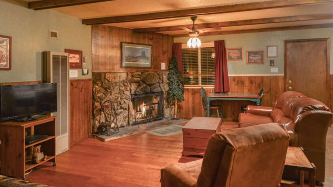 Whispering Pine Cabins Ruidoso Exterior photo