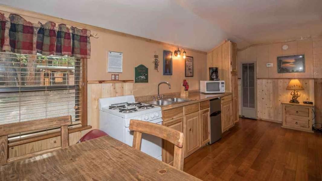 Whispering Pine Cabins Ruidoso Exterior photo